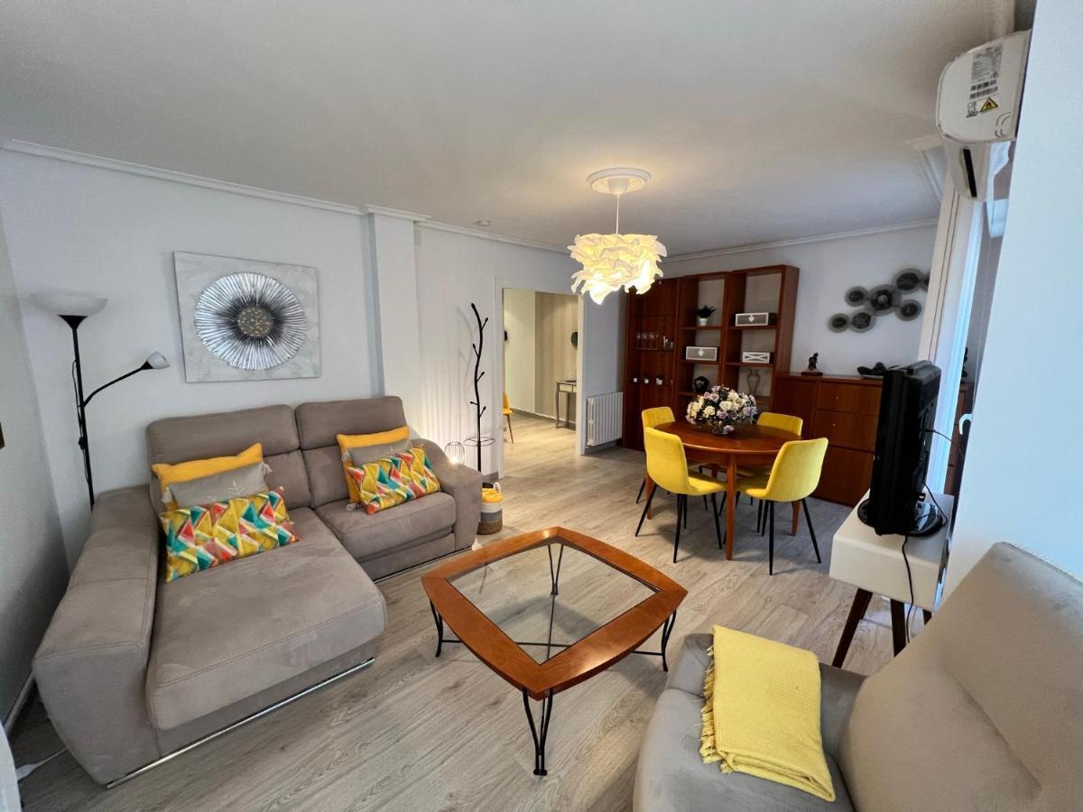Apartamenticos La Paz I Saragossa Zewnętrze zdjęcie
